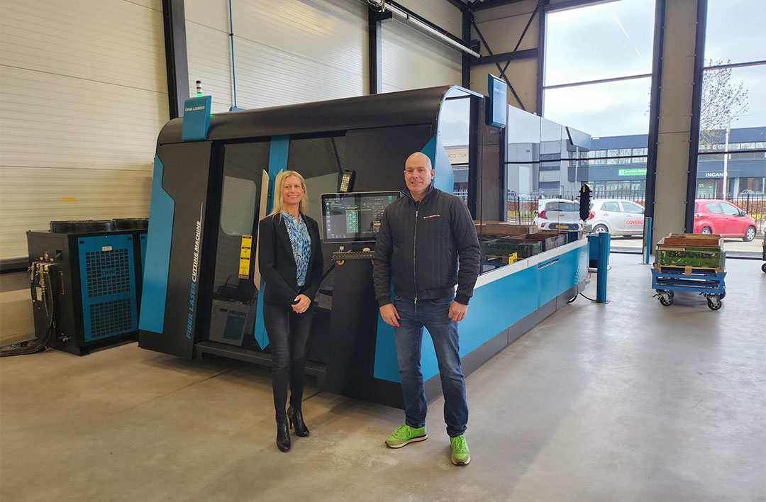 DNE Laser wordt geleid door Pieter Van Durme en Sandra Pierhagen. Zij worden ondersteund door een team van ervaren servicemonteurs uit de laserbranche.