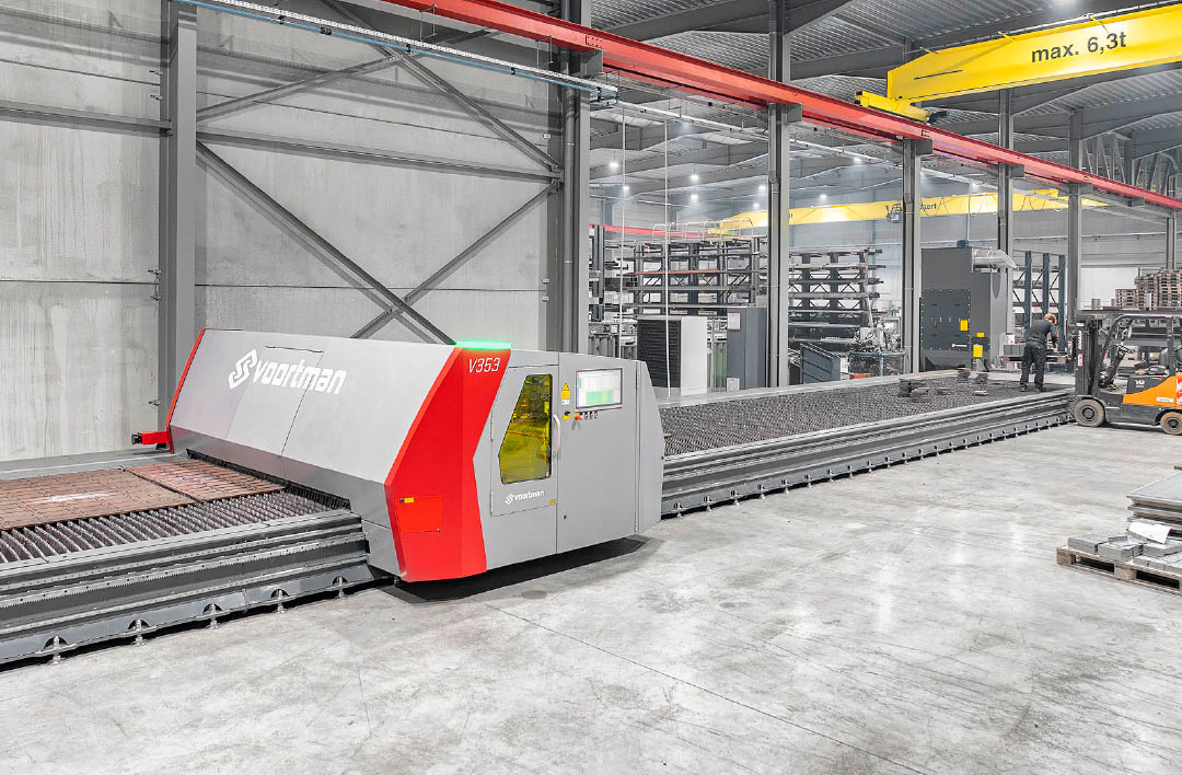 De V353 fiberlaser is speciaal ontwikkeld voor groot formaat platen met maximale automatisering.